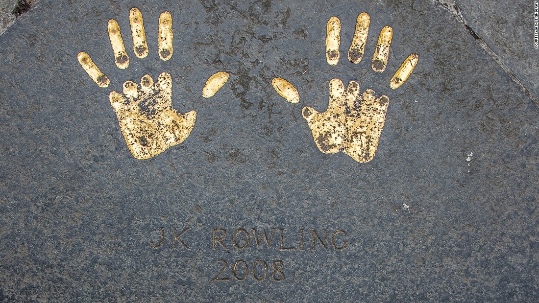 handprints---3-super-169.jpg
