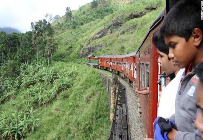 sri-lanka-train-travel-horizontal-large-gallery.jpg