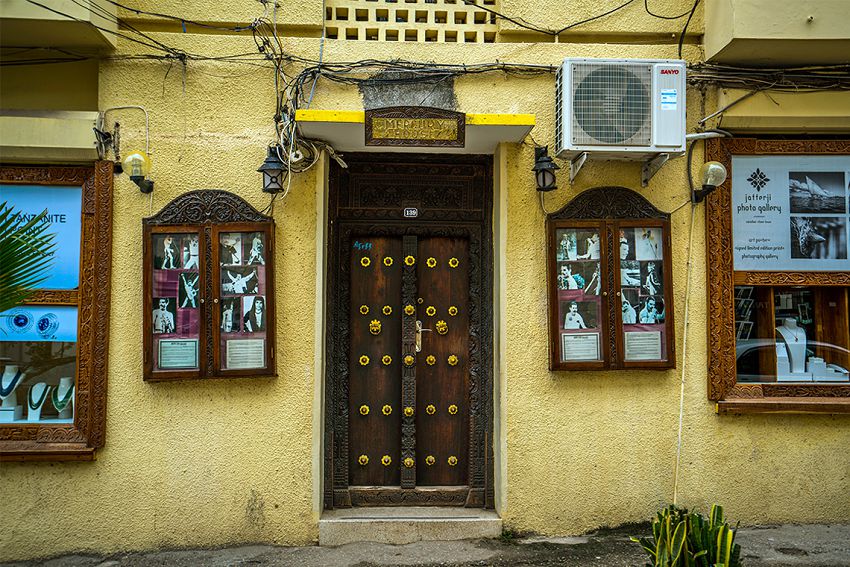 Квартира-номер Фредди Меркьюри zanzibar2.jpg